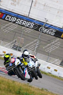 media/Mar-19-2022-Fastrack Riders (Sat) [[4e7522d738]]/Level 5 Race/Turn 9 Outside/